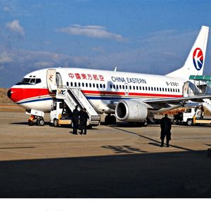 东极机场快递航空快运业稳步发展的原因是什么？